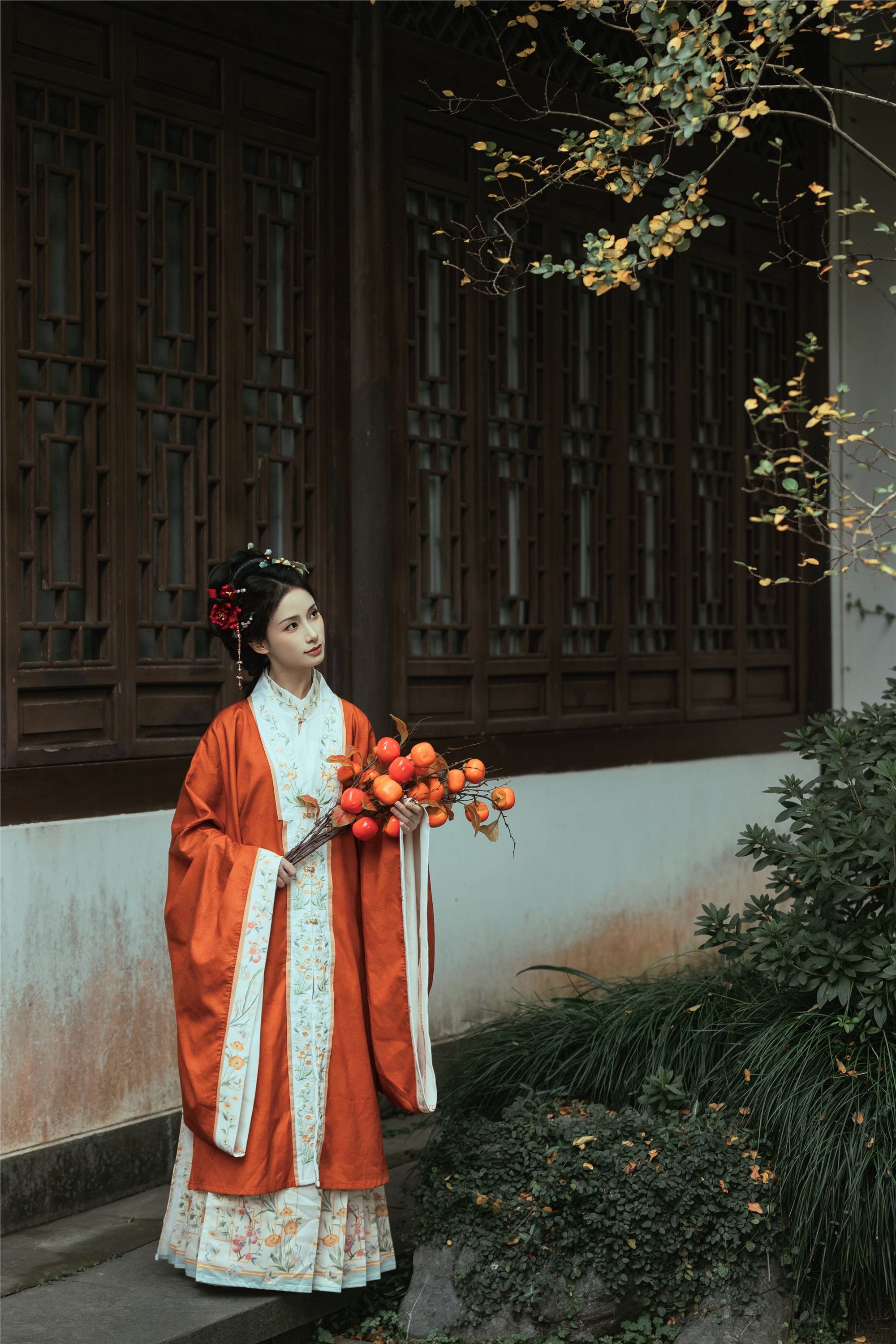 YITUYU艺图语 2025.01.26 秋游故寺 眸小妖